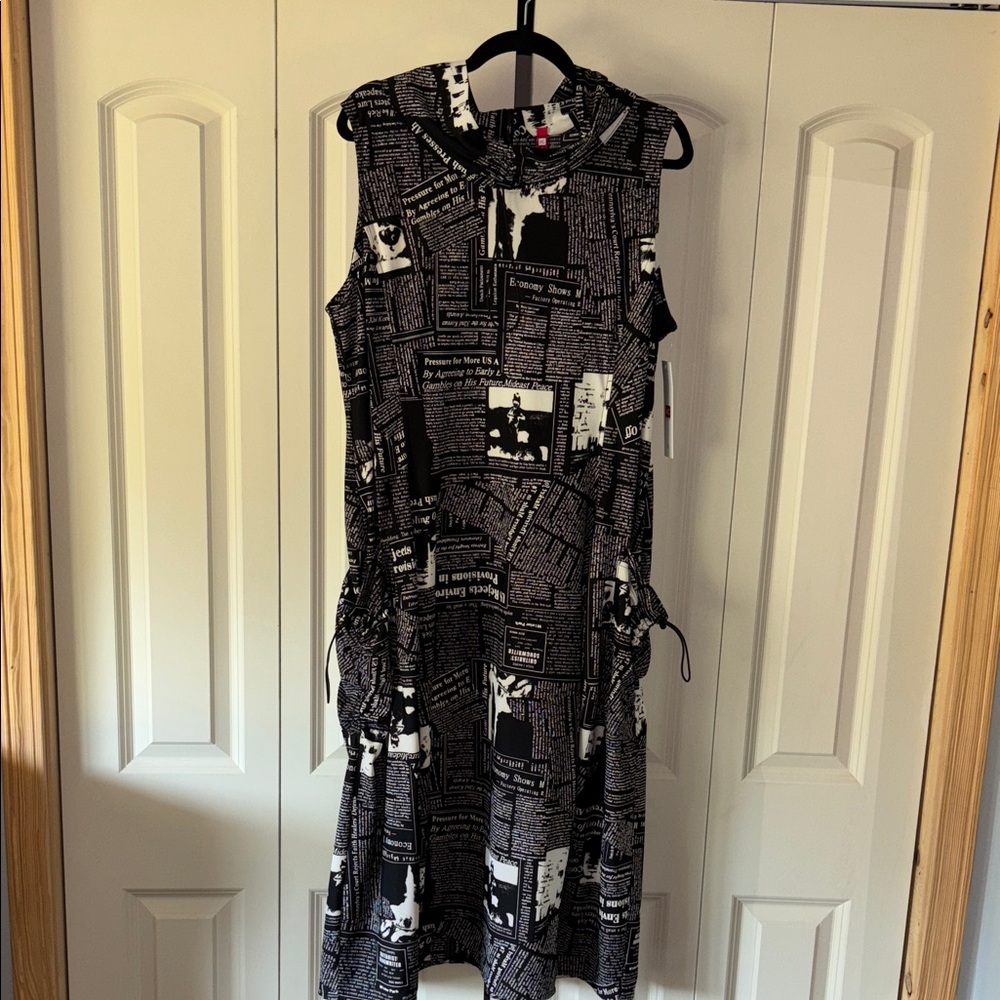 NWT IC COLLECTION Black and White Newspaper print Midi Dress